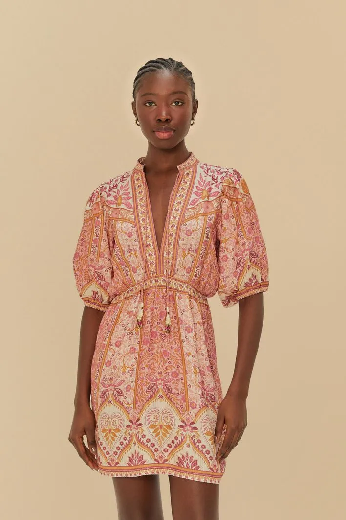 Vestido Curto No Meu Jardim