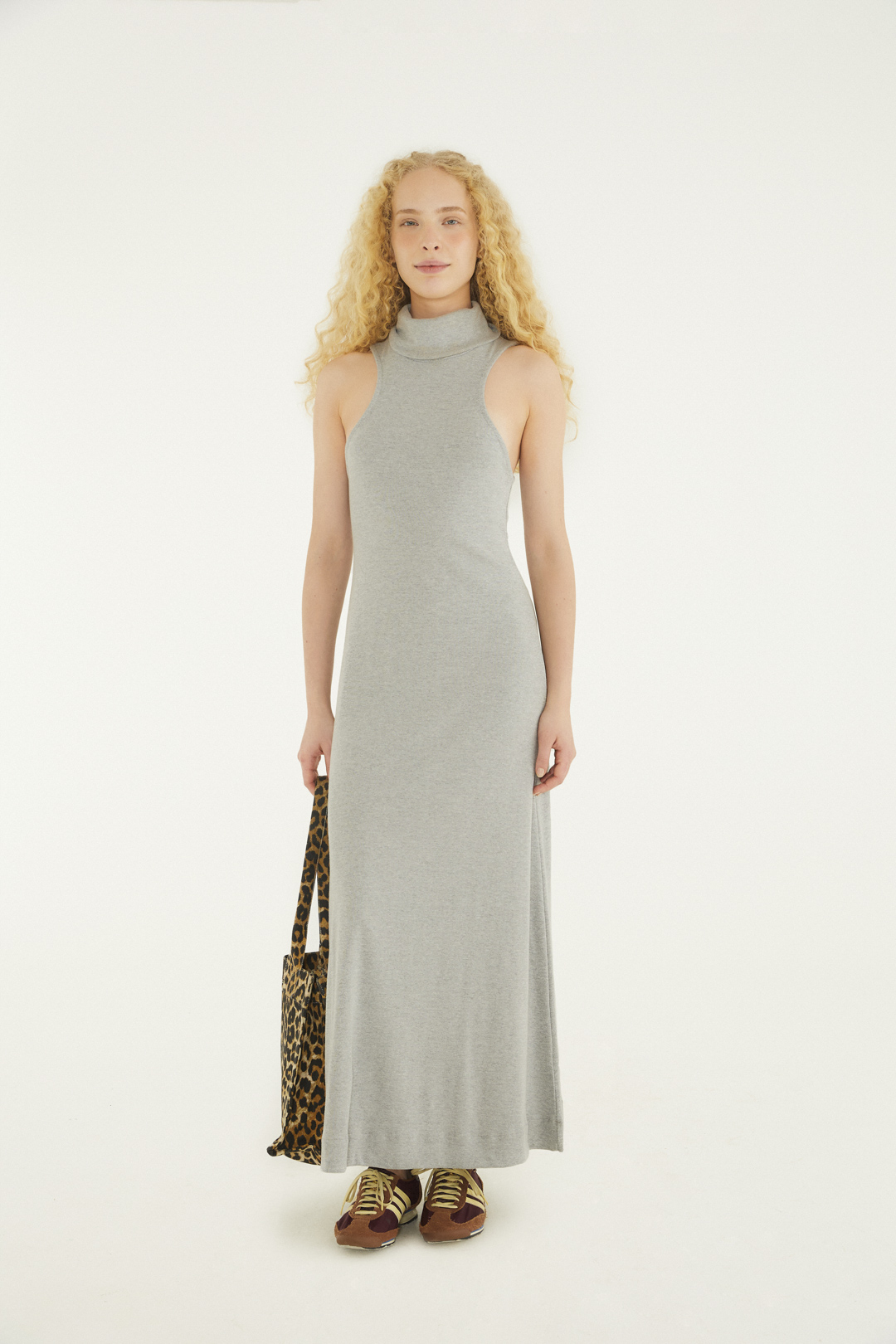 Vestido Rib Midi Gola Alta