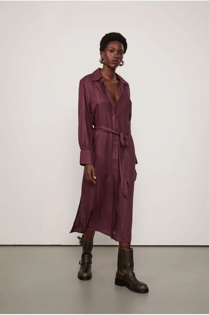 VESTIDO DE CREPE MIDI COM VISTA BOTÕES