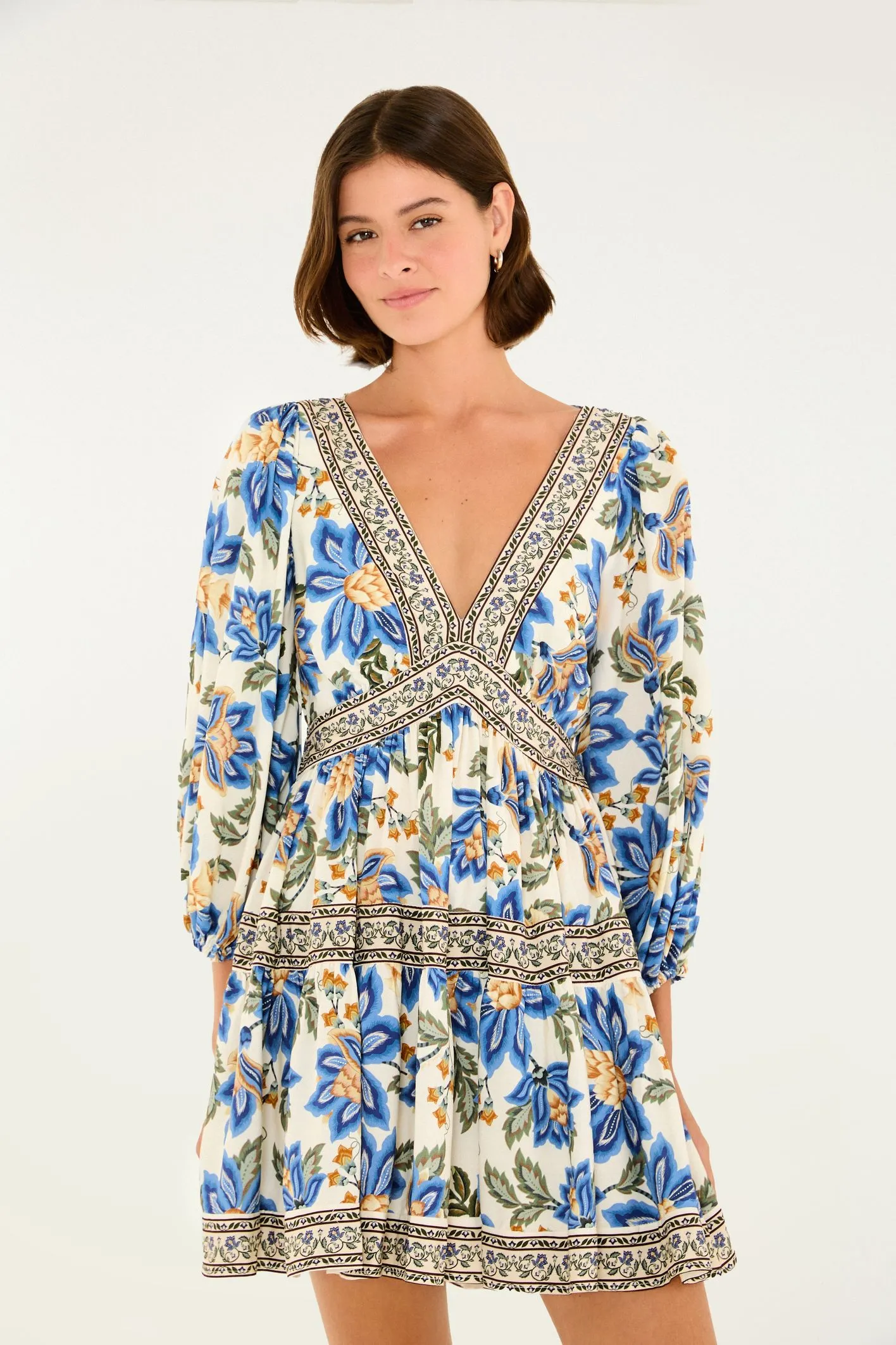 Vestido Curto Estampado Jardim Chintz Lenço