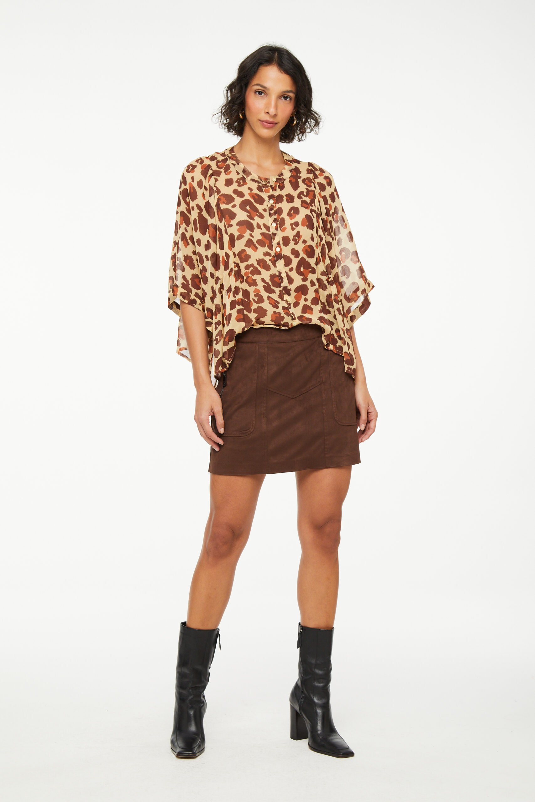 Blusa de Georgete Nanquim