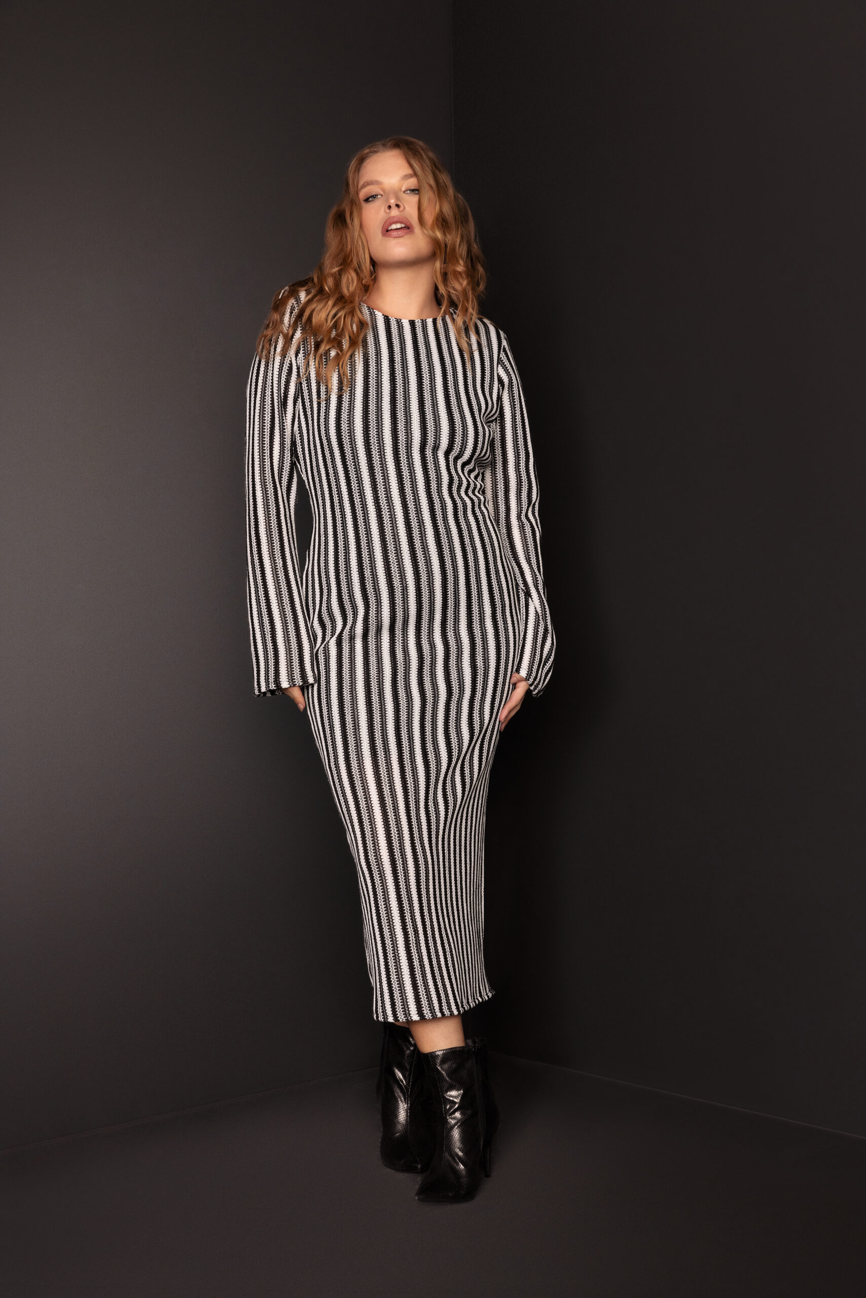 VESTIDO JUSTO CROCHE