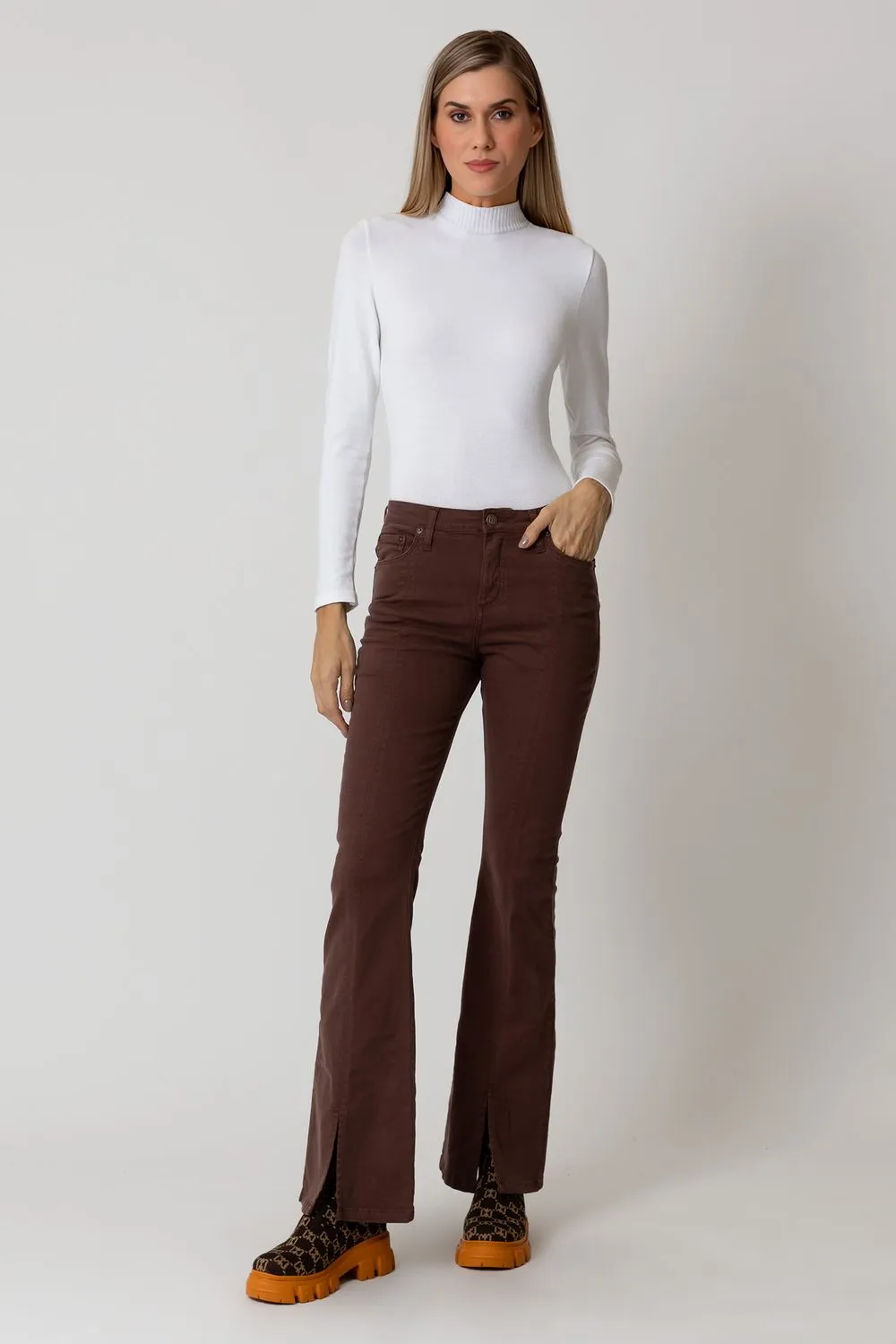 Calça Boot A Fenda