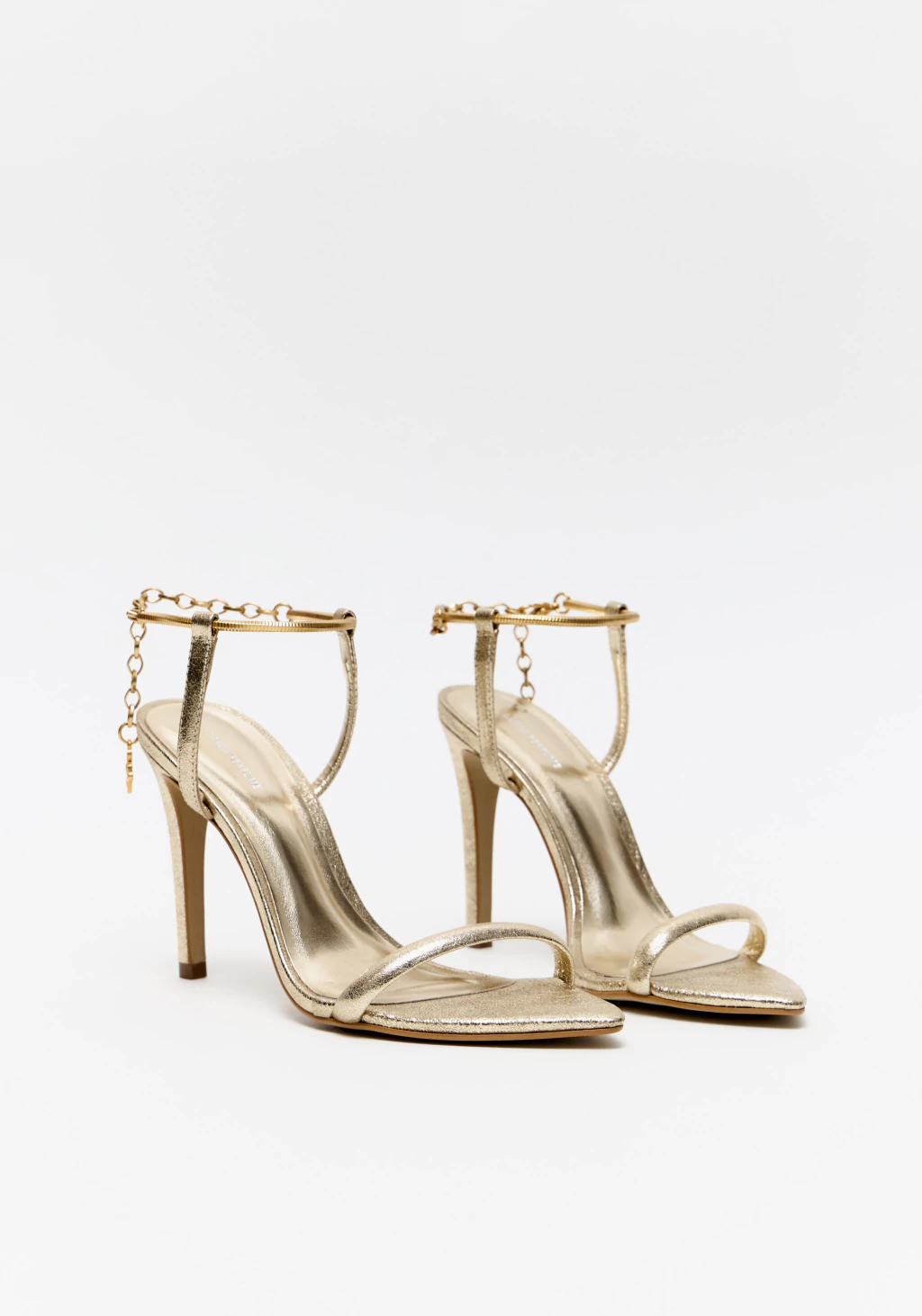 SANDALIA BICO FOLHA TORNOZELEIRA