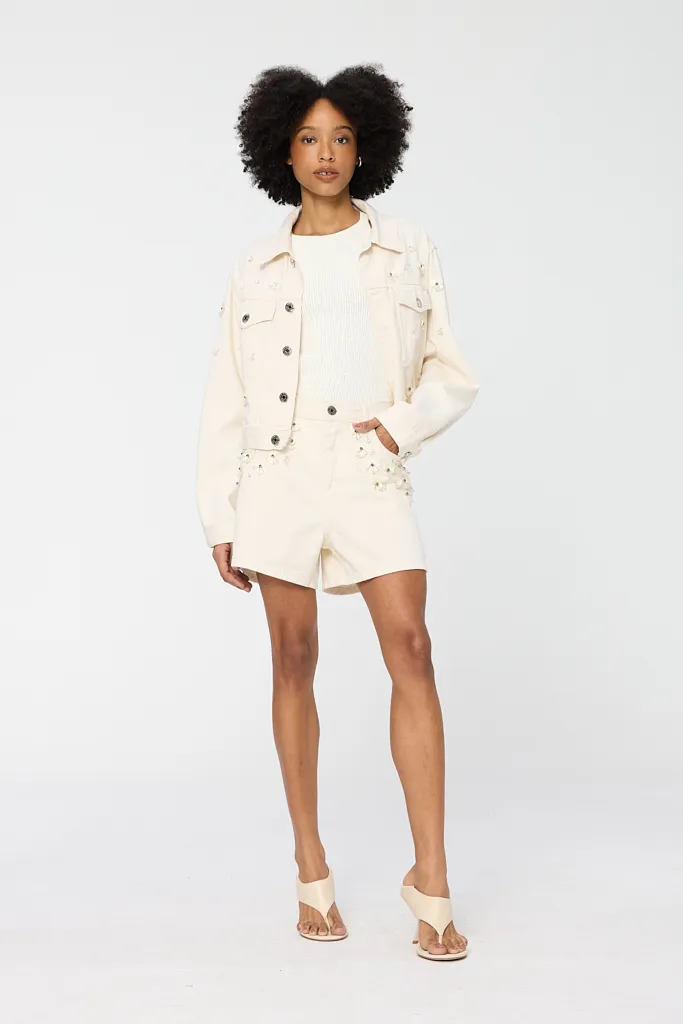 BERMUDA TRAPEZIO BORDADOS