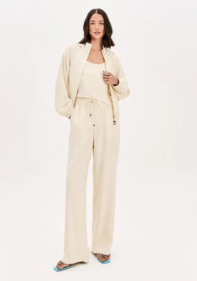 JAQUETA MÉDIA COM CAPUZ